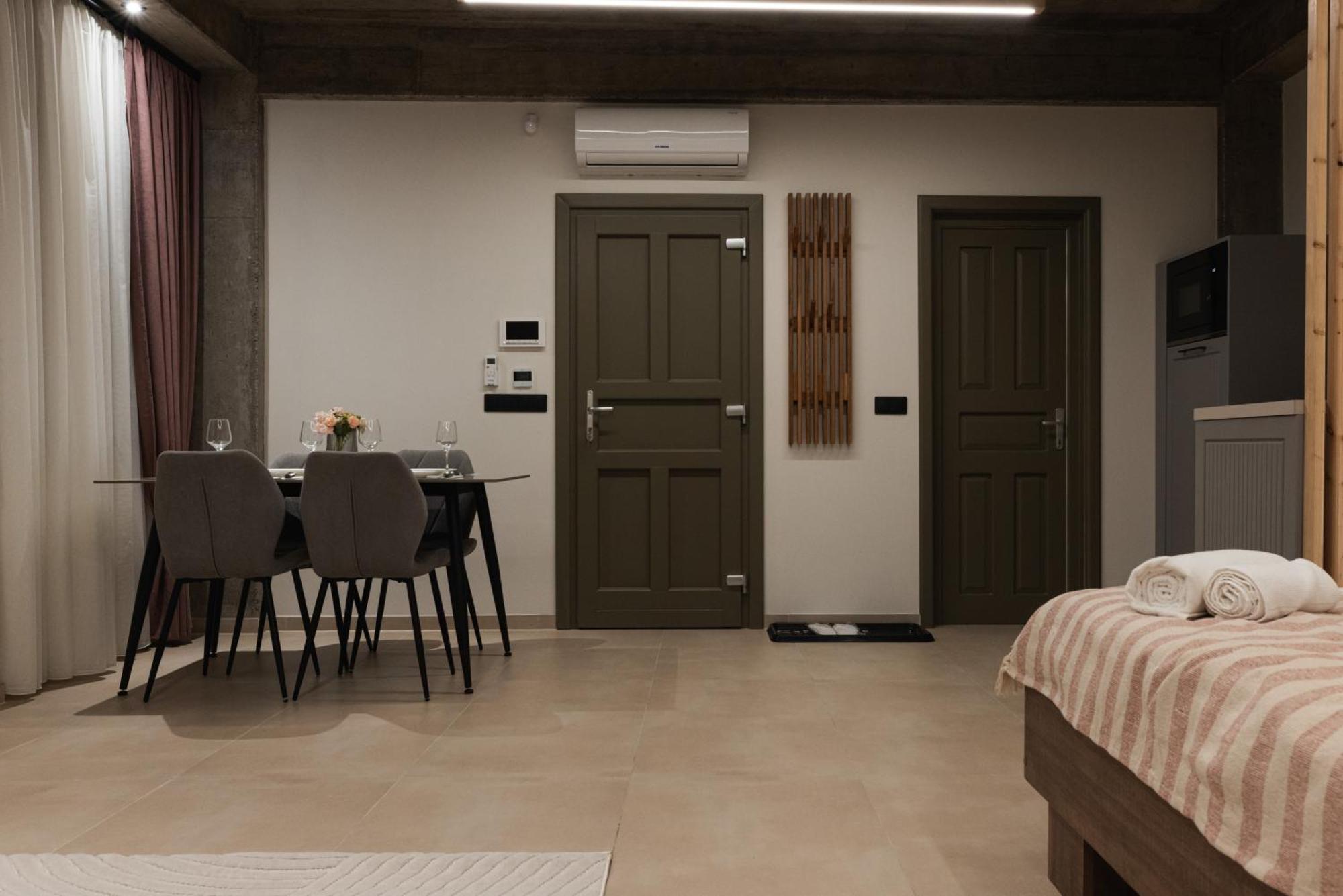 Olive Residence Бая-Маре Экстерьер фото