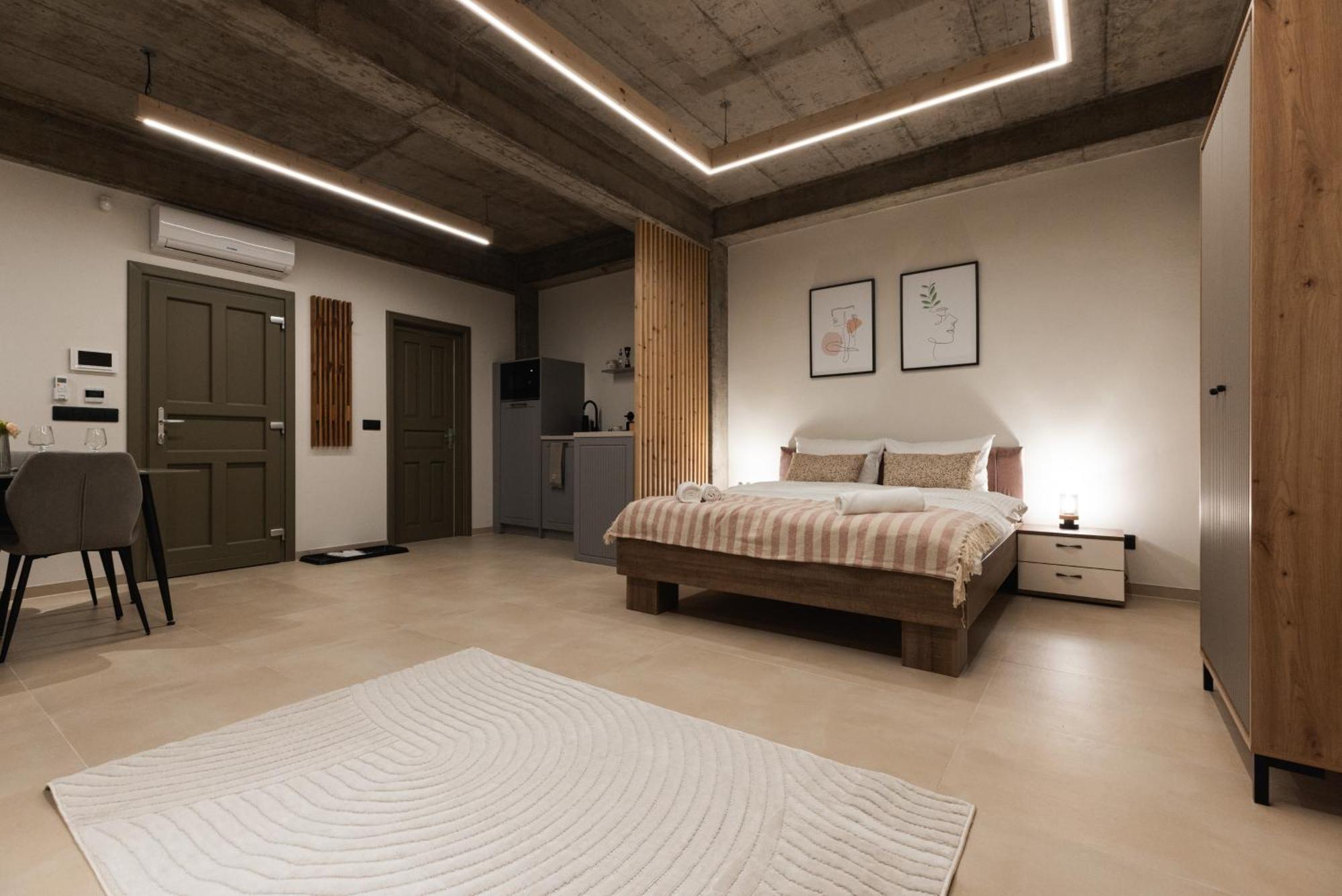 Olive Residence Бая-Маре Экстерьер фото